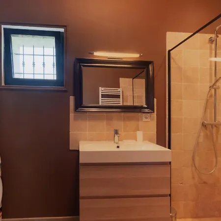 Beau Avec Couloir De Nage Apartment